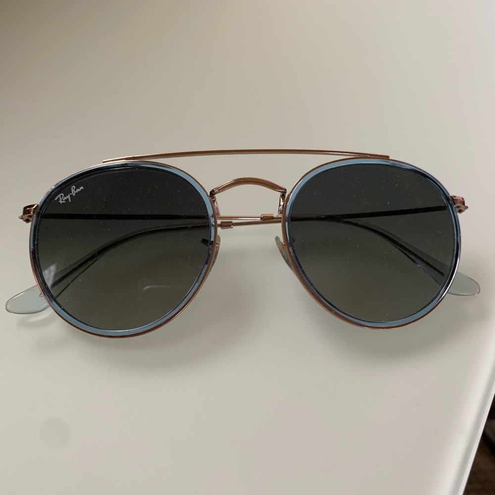 Blue lens ray-ban sunglasses